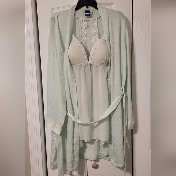 Apt 9 lingerie Set - Picture 1 of 8